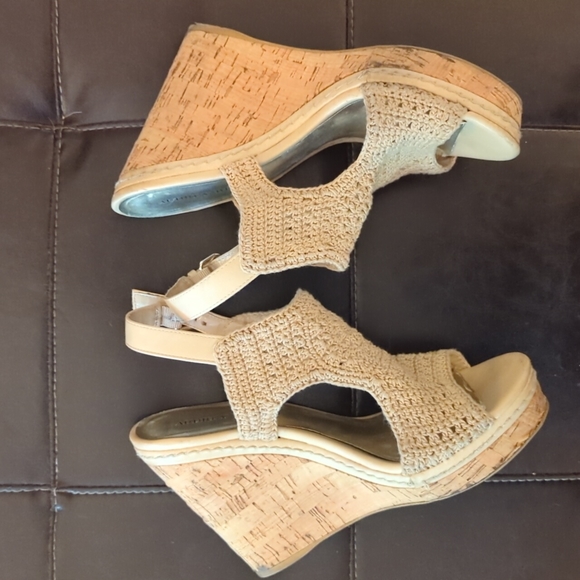 Ivory/Cream Crochet Cork Wedges 9.5 - Picture 3 of 6